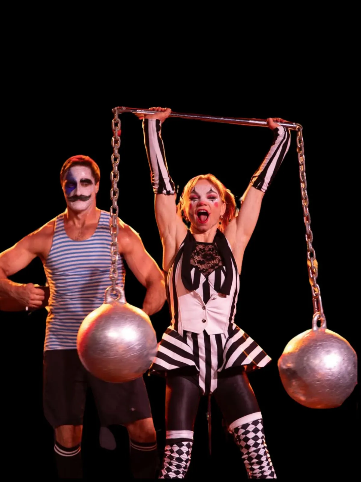 Circus Wrecking Ball – Juggler Toronto